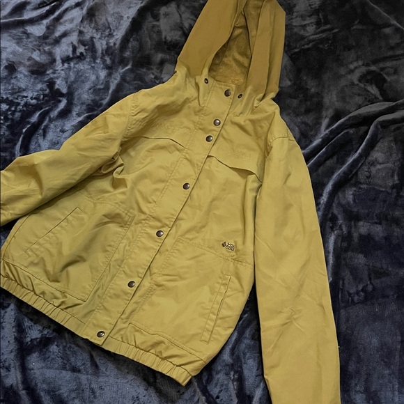 Volcom Yellow Hooded Jacket - Picture 1 of 1